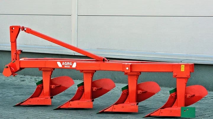 تصویر 1 از گاوآهن خراسان با تیغه های بلند مناسب شخم عمقی